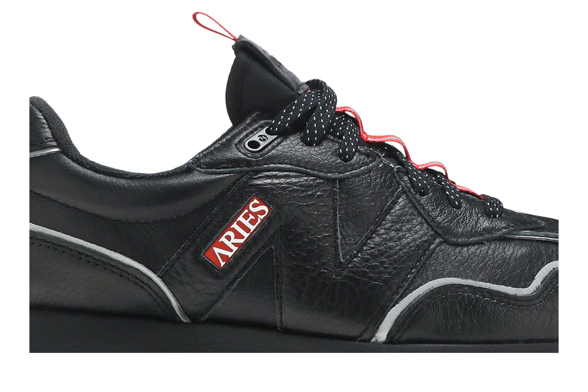 New Balance 327 Aries Invincible II Black