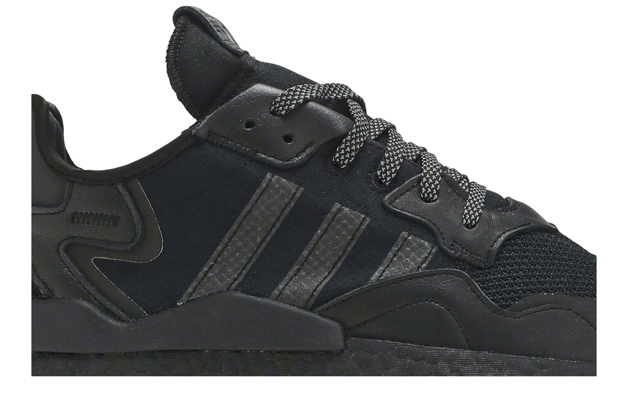 Adidas nite jogger black and white hotsell