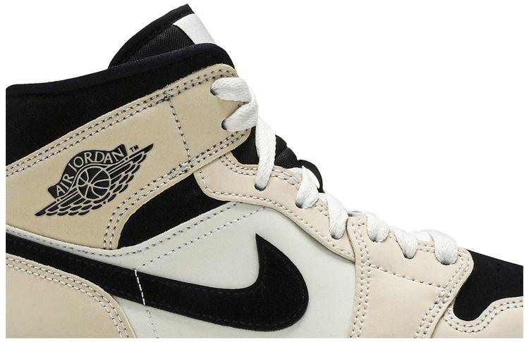 Wmns Air Jordan 1 Mid Barely Orange