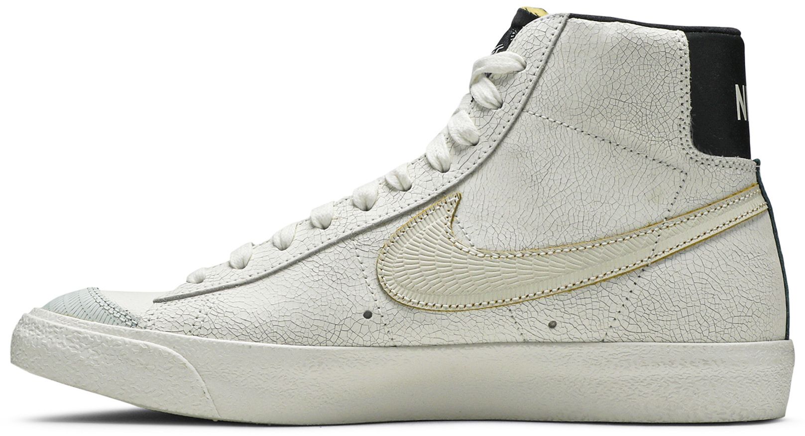 blazer mid 77 halloween