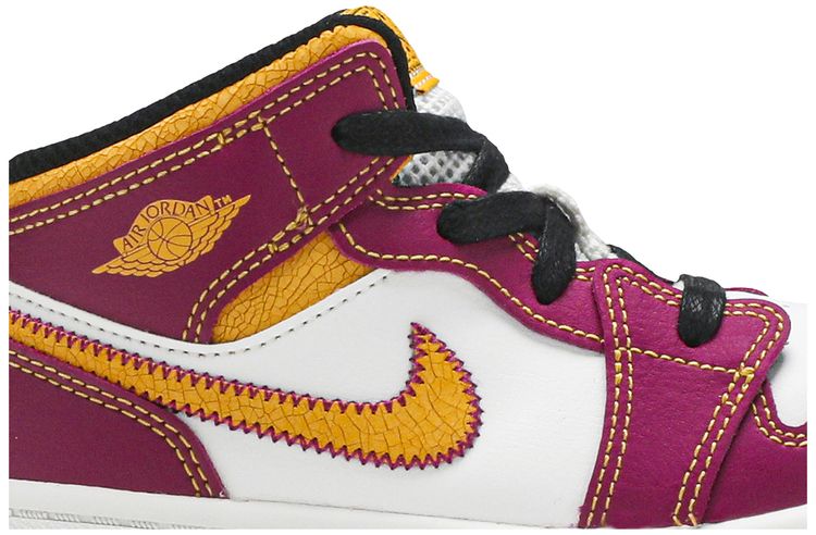 Air Jordan 1 Mid TD Dia de Muertos