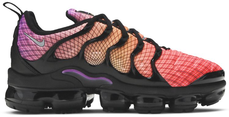 vapormax plus grid sunset