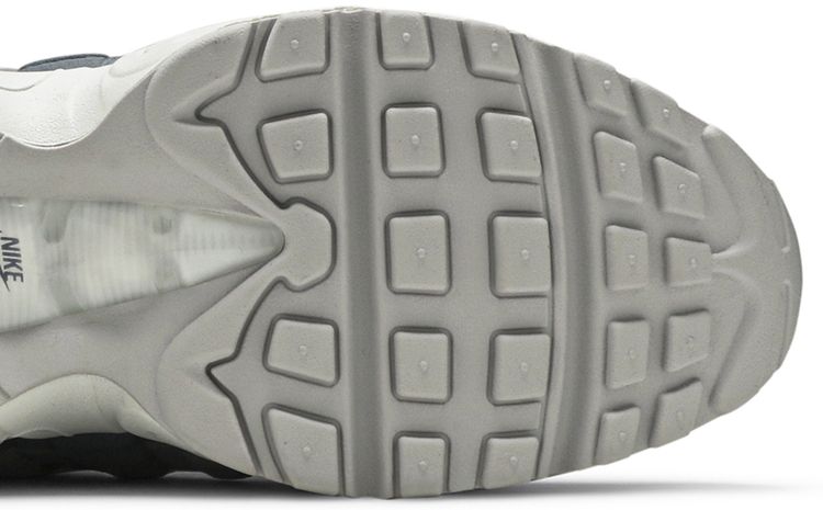 Nike Wmns Air Max 95 Vast Grey