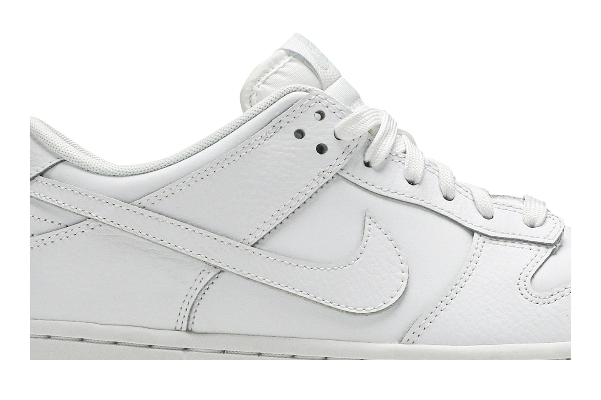 555496_02.jpg.jpeg?width=750