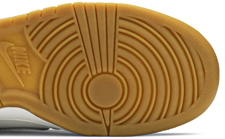 Nike Wmns Dunk Low White Gum