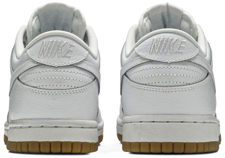 Nike Wmns Dunk Low White Gum