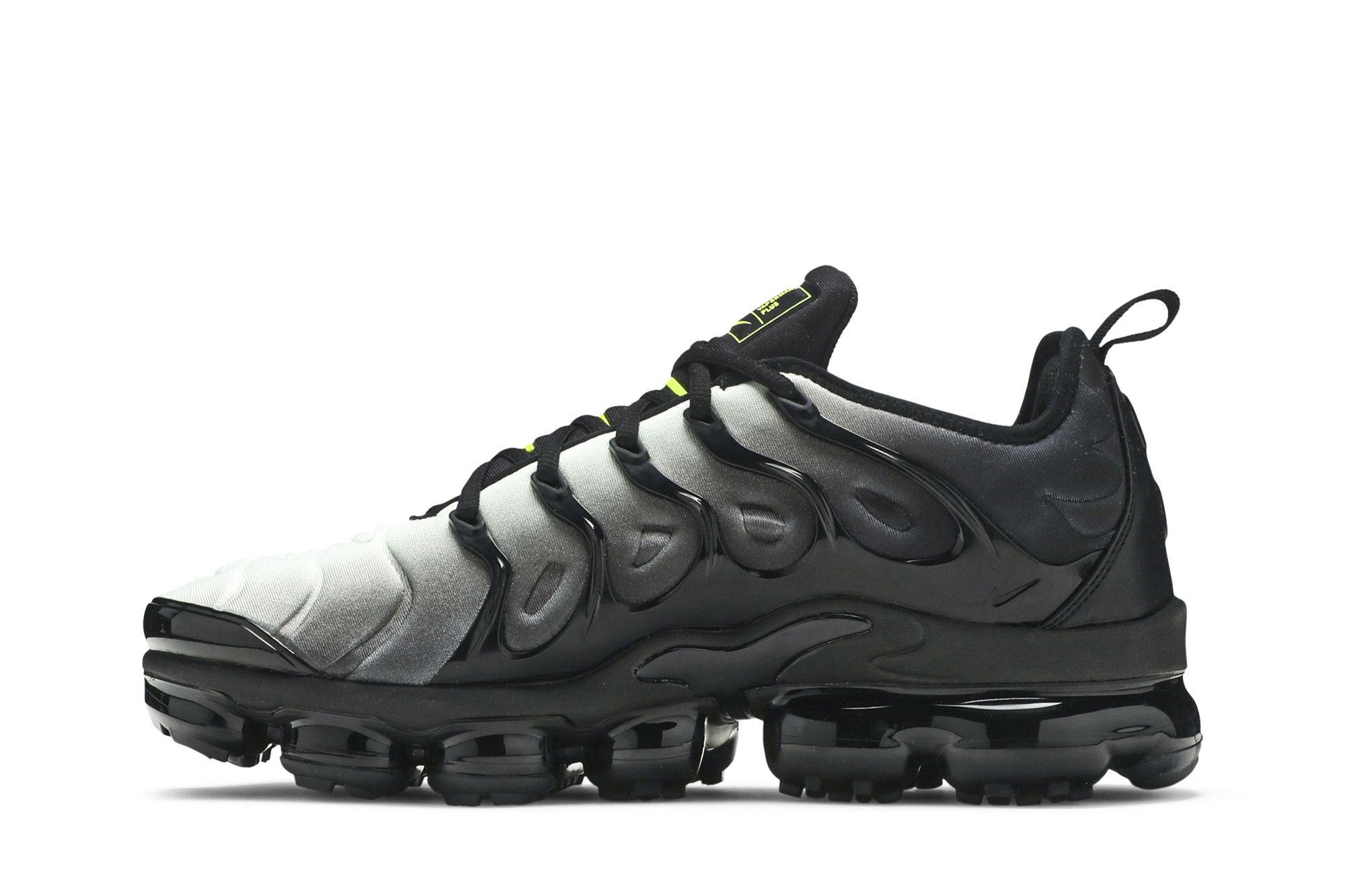 Neon green vapormax plus online