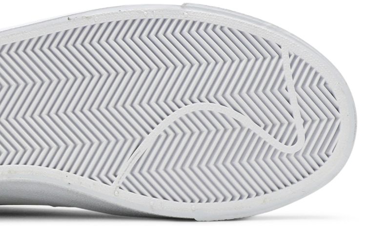 Nike Blazer Mid 77 Vintage Reverse Logo