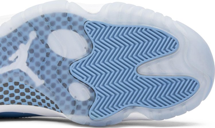 Air Jordan 11 Retro Low UNC