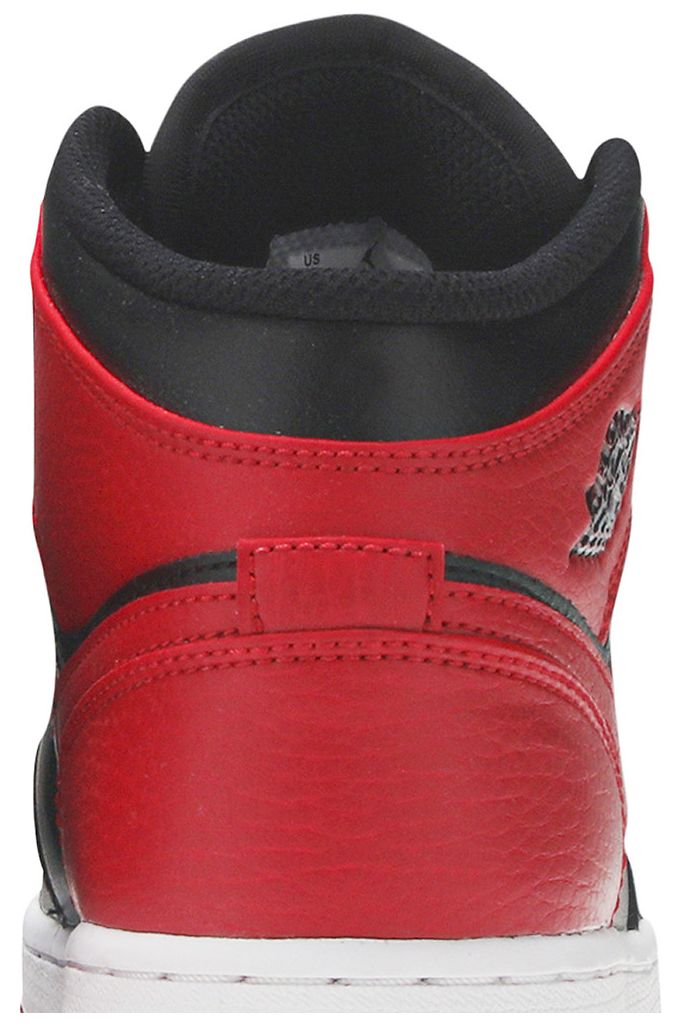 Air Jordan 1 Mid GS Banned