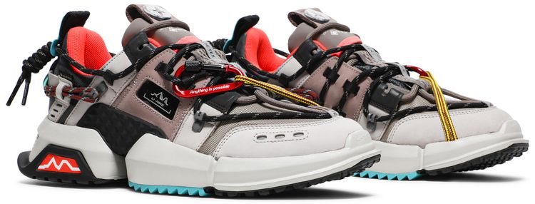 Li Ning Titan GORE TEX Grey