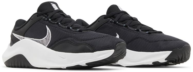 Wmns Legend Essential 3 Next Nature Black White