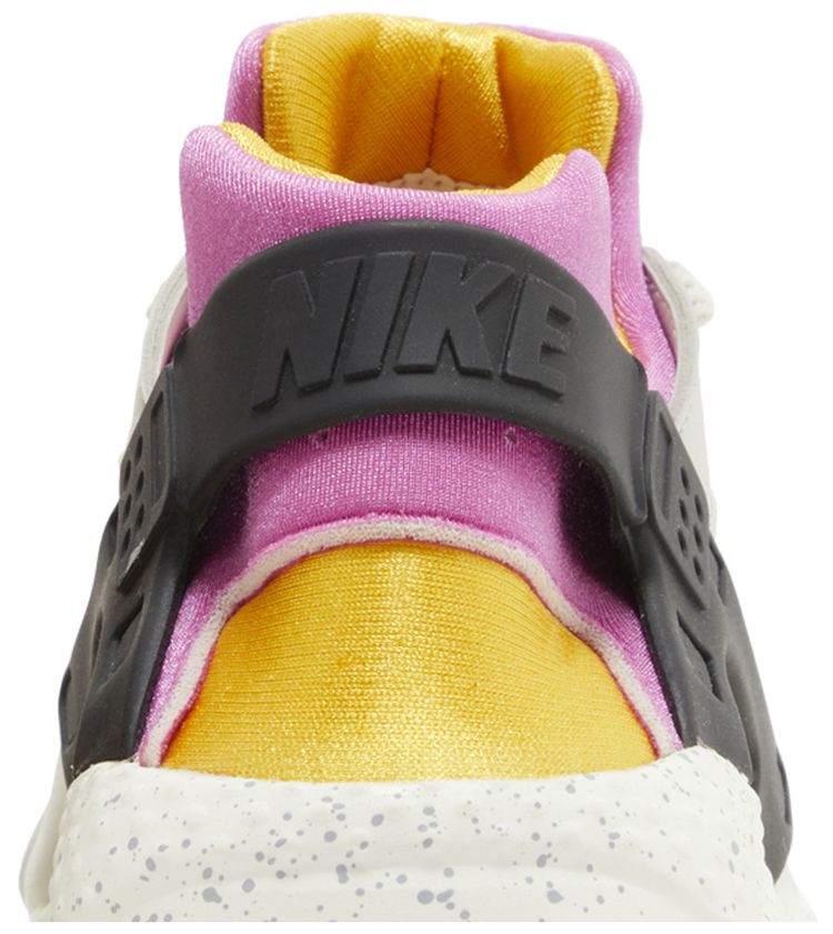 Nike Huarache Run GS Light Bone University Gold Pink