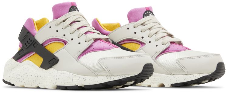 Nike Huarache Run GS Light Bone University Gold Pink