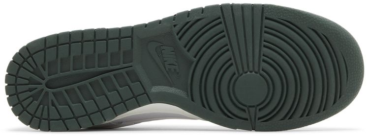 Nike Dunk Low SE Photon Dust Vintage Green