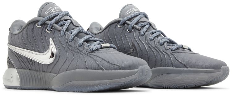 LeBron 21 Resilience