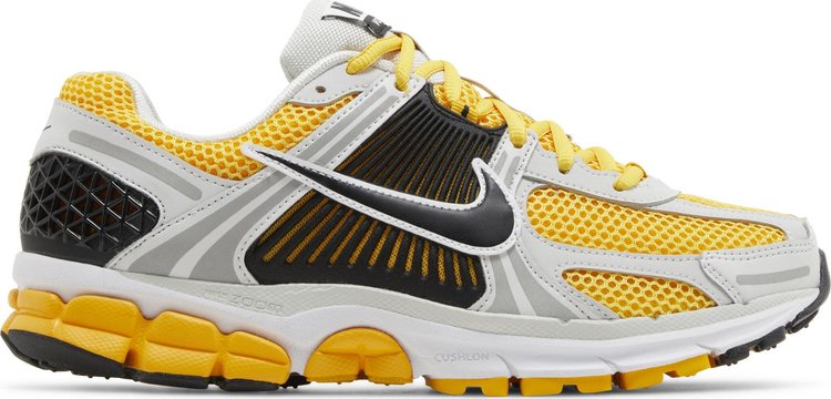 Air Zoom Vomero 5 University Gold