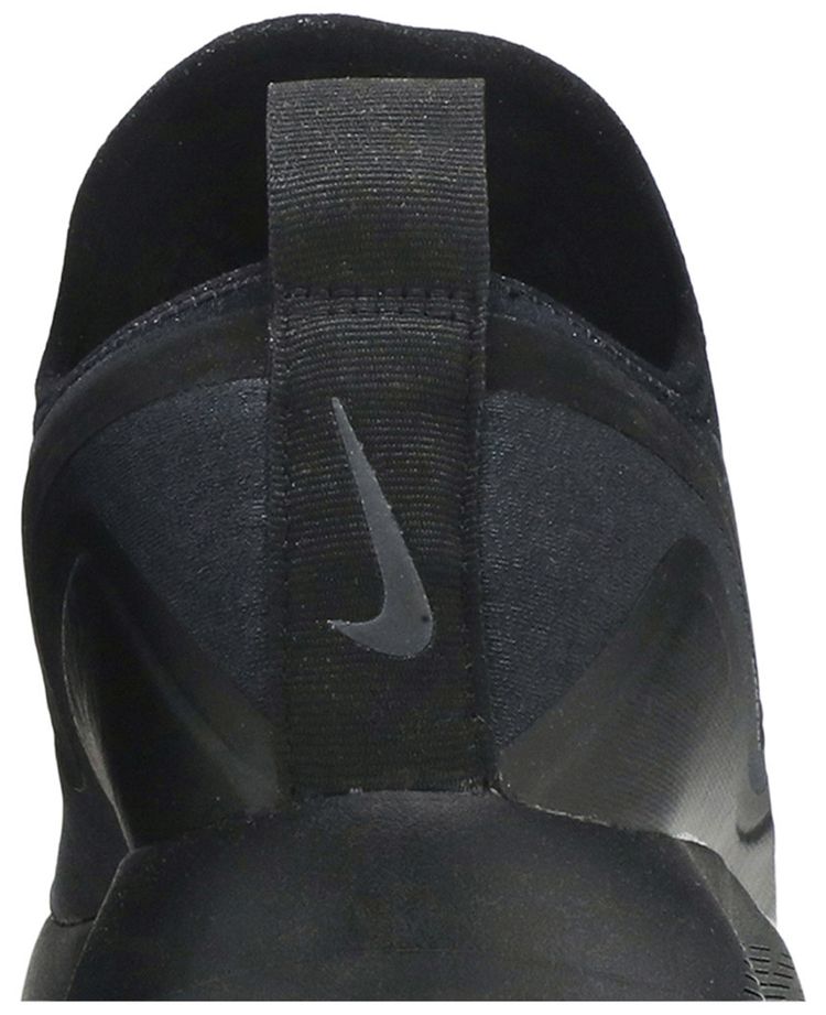 Lunarcharge Essential Triple Black