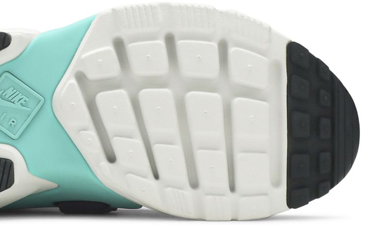 Nike Wmns Air Huarache City Wolf Grey