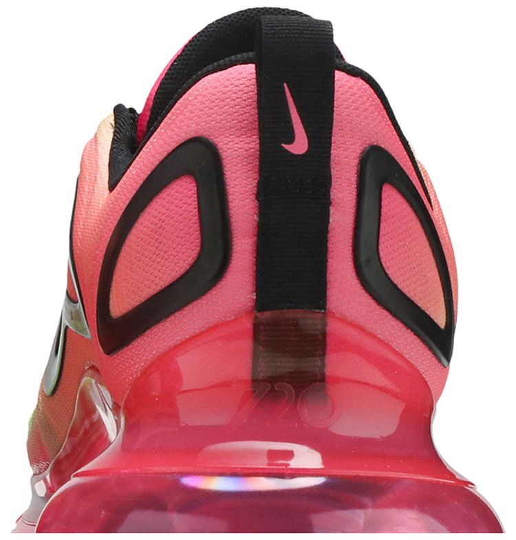 Nike Wmns Air Max 720 Pink