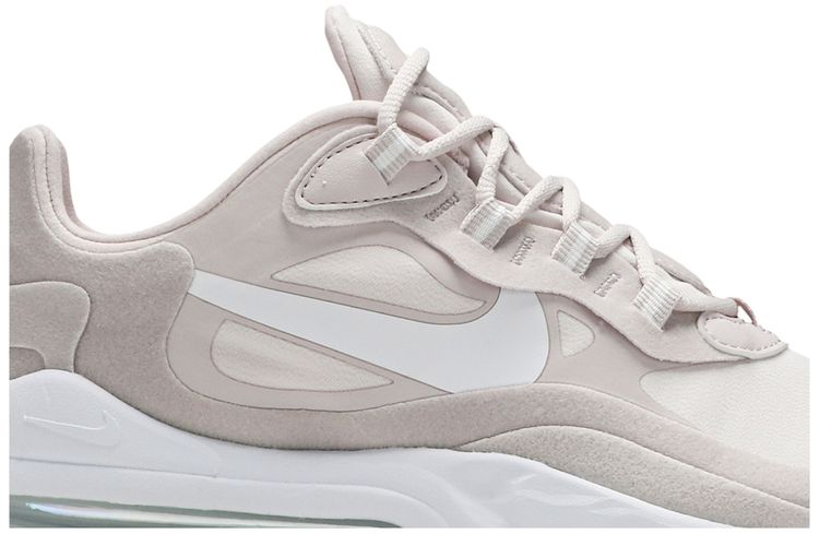 Nike Wmns Air Max 270 React Barely Rose