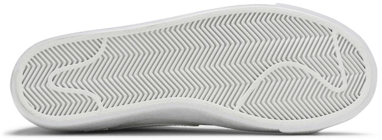 Nike Wmns Blazer Mid 77 SE Sisterhood   White Metallic Silver