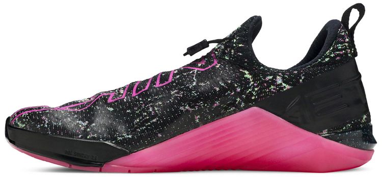 React Metcon AMP Black Fire Pink