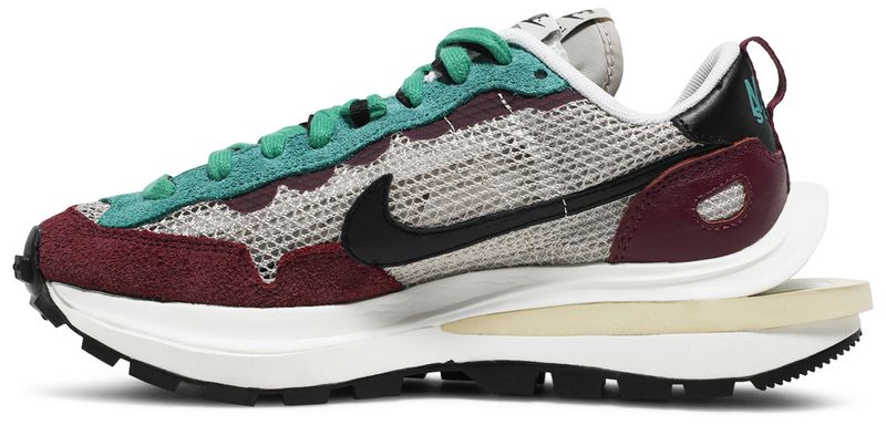 sacai vaporwaffle goat