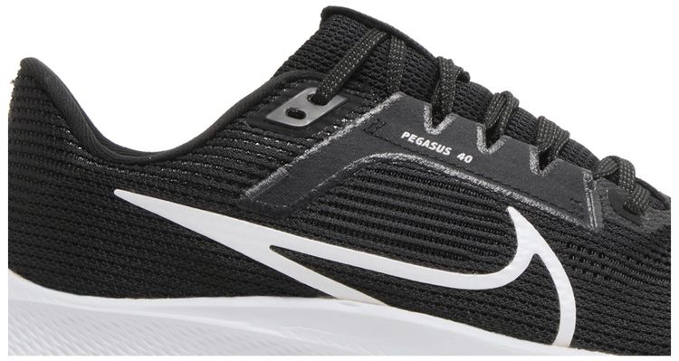 Nike Wmns Air Zoom Pegasus 40 Black White
