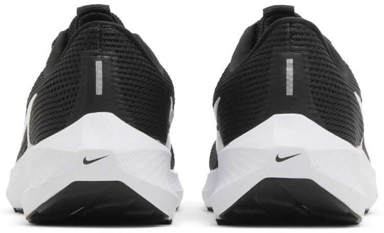 Nike Wmns Air Zoom Pegasus 40 Black White