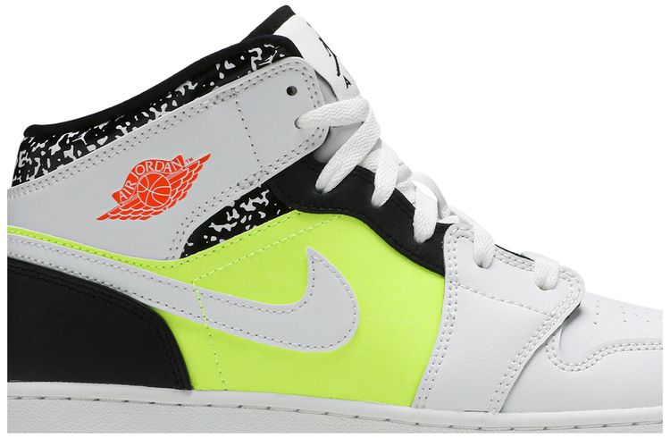 Air Jordan 1 Mid GS Notebook