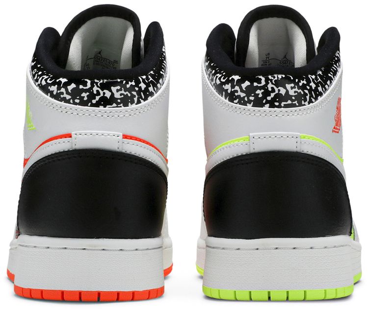 Air Jordan 1 Mid GS Notebook