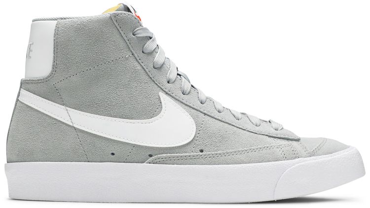 Nike Blazer Mid 77 Suede Light Smoke Grey