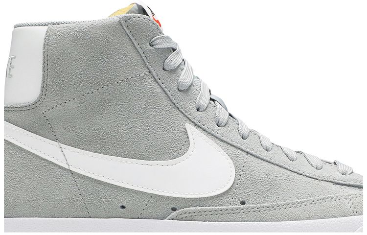 Nike Blazer Mid 77 Suede Light Smoke Grey