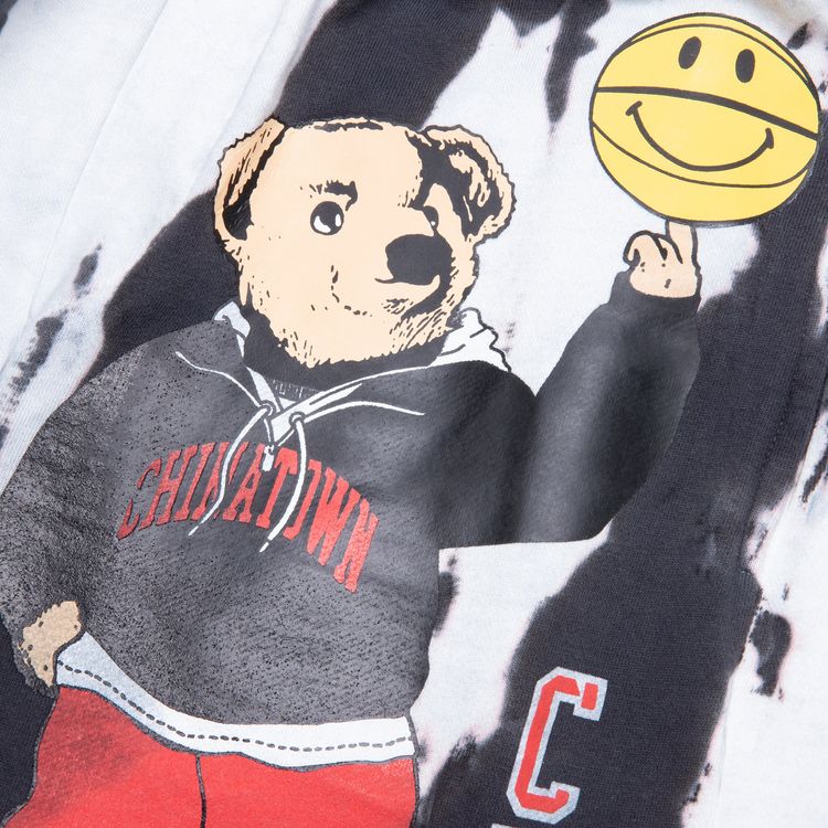 Chinatown Market Smiley Champions Varsity Bear Sweatshort Grey