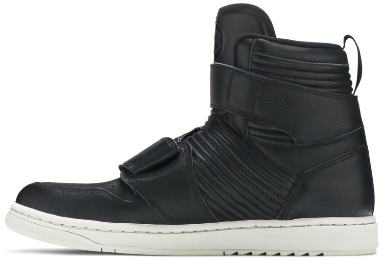 Air Jordan 1 Moto Black