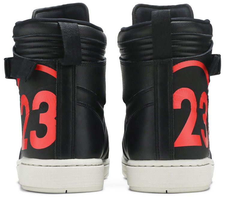 Air Jordan 1 Moto Black