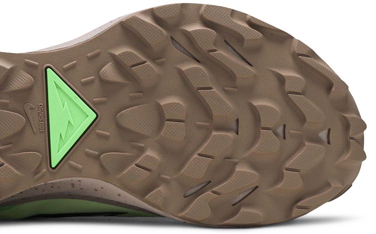 Nike Pegasus Trail 2 Barely Volt