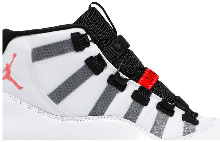 Air Jordan 11 Adapt White