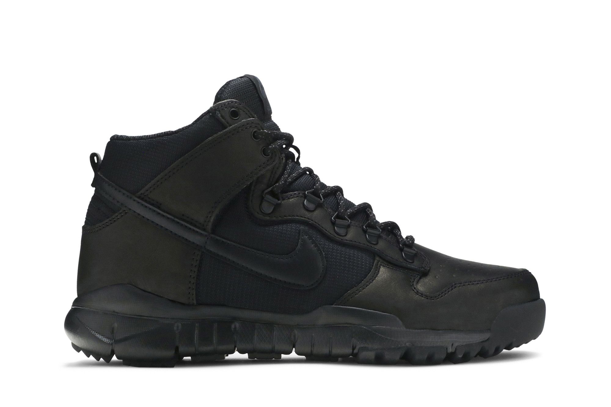 Size 8.0 SB Dunk High Boot Black