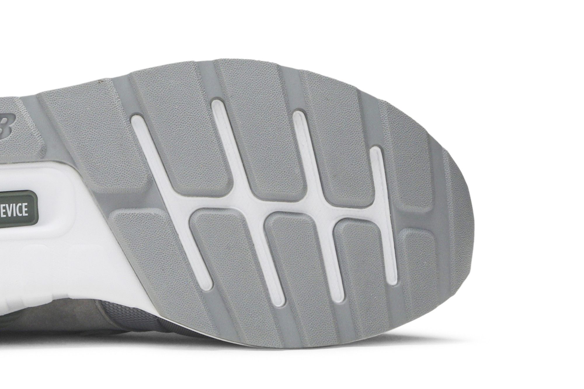 Size 4.5 997 Reveal Steel