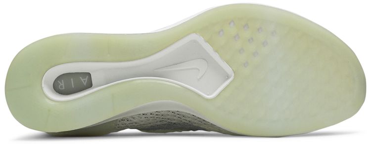 Nike Wmns Air Zoom Mariah Flyknit Racer White Pure Platinum