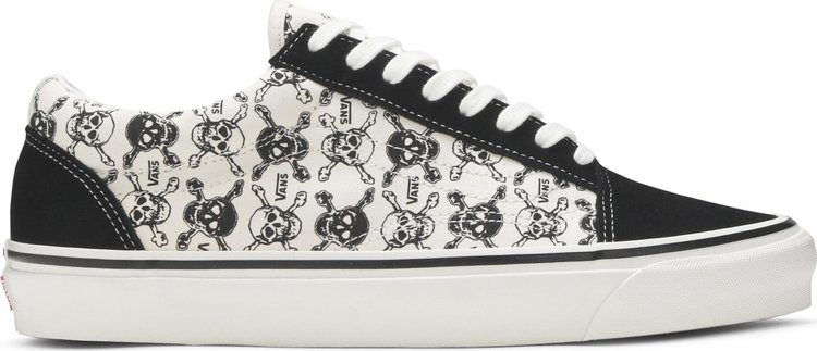 Old Skool 36 DX Skulls