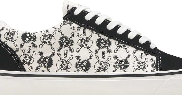 Old Skool 36 DX Skulls