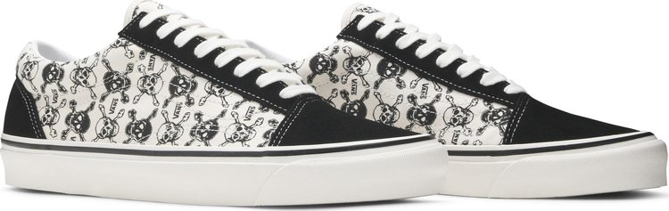 Old Skool 36 DX Skulls