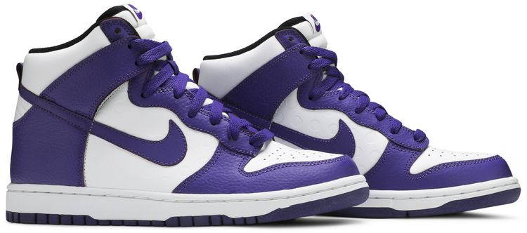 Nike Dunk High Be True To Your Street