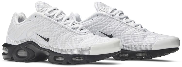 Nike Air Max Plus Platinum Black