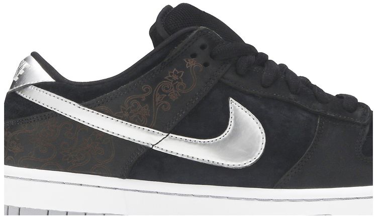 Nike Dunk Low Premium SB Takashi 2