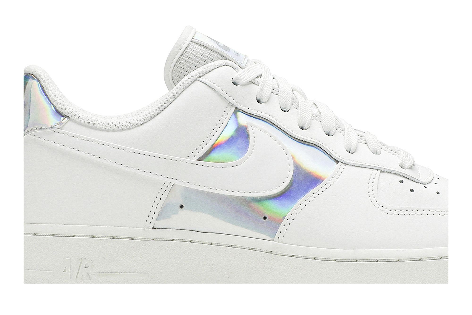 公式正規品!★NIKE AIR FORCE 1 LOW WHITE IRIDESCENT Buy Wmns Air Force 1 Low 'White Iridescent' - CJ9704 100 | GOAT