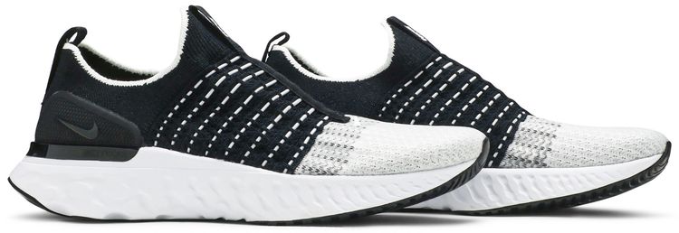 Nike React Phantom Run Flyknit 2 Black White